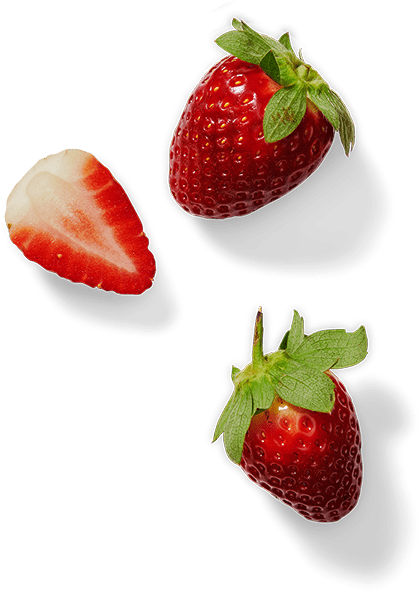 whole-and-sliced-strawberries