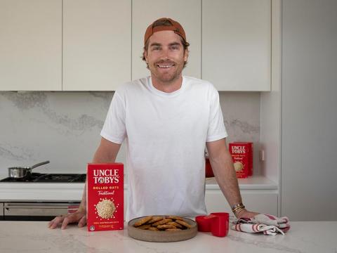 How-To--Perfect-Anzac-Biscuits-Carousel